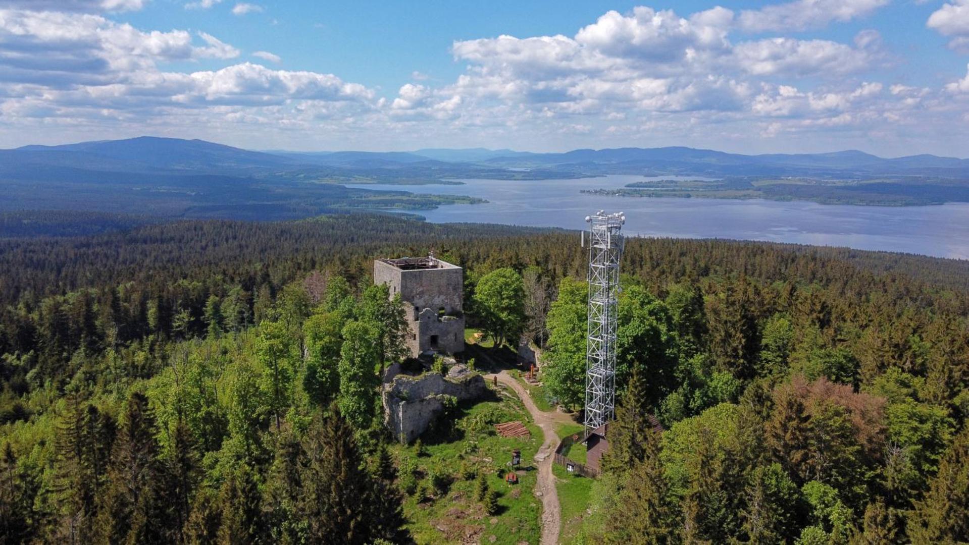 ליפנו נאד וויטאבו Rekreacni Domek Kobylnice Lipno מראה חיצוני תמונה